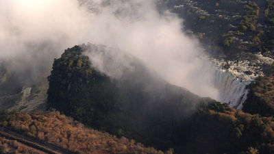 Why You Should Visit Victoria Falls From Zimbabwe