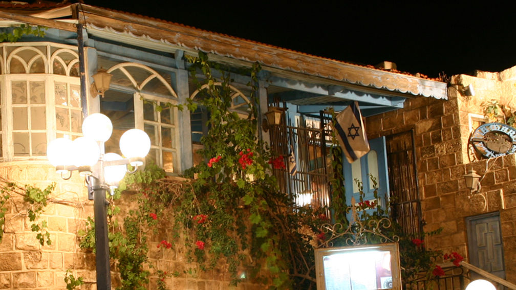 Many of Jaffa’s restaurants and bars are located in restored buildings. // © 2013 Israel Ministry of Tourism F