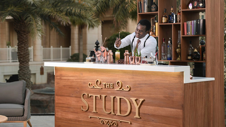 The Study is an outdoor bar and lounge designed as a space of reflection and peace.