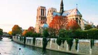 Groups Enjoy Europe with Globus