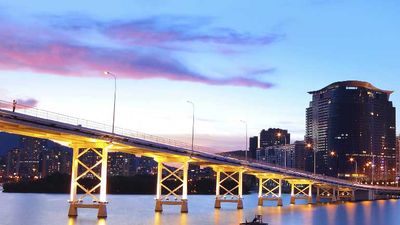 Macau’s dramatic skyline at sunset // © 2013 Thinkstock 2