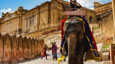 Visitors to India have increased dramatically this year. // © 2015 iStock 3
