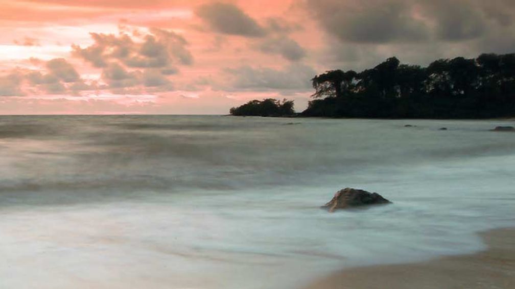 Koh Chang is a peaceful beach destination that feels far from Thailand’s hectic cities. // © 2014 Tourism Authority of Thailand 2