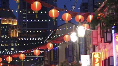 Singapore’s Chinatown is a vibrant, eclectic neighborhood that’s a must-see for visitors. // © 2014 Thinkstock 3