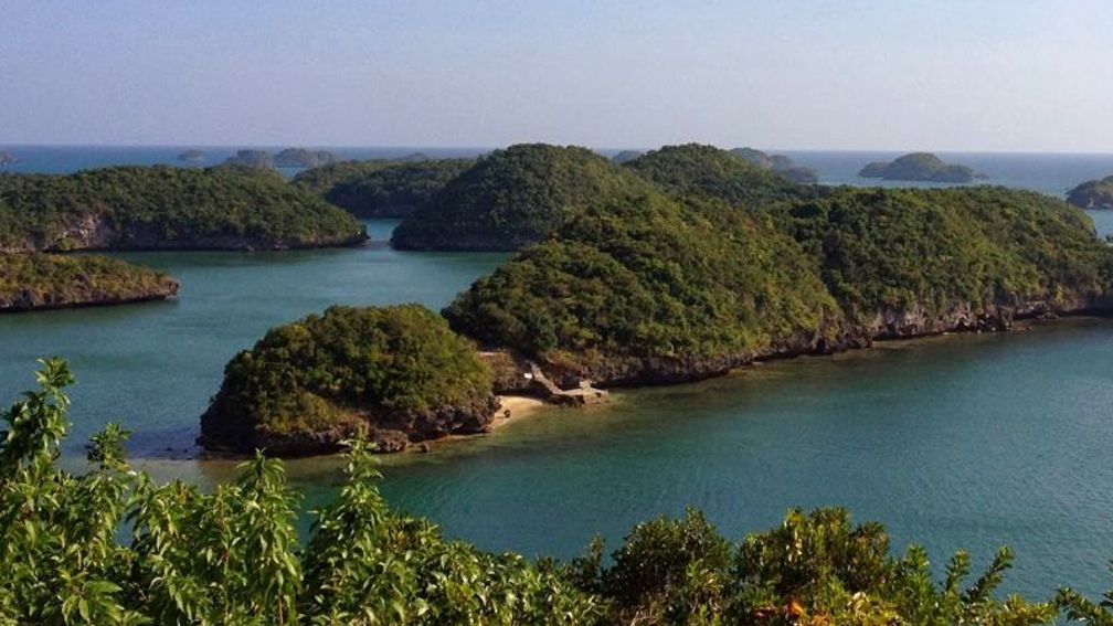 Hundred Islands National Park is protected by the state to preserve its pristine landscape. // © Nila Do F