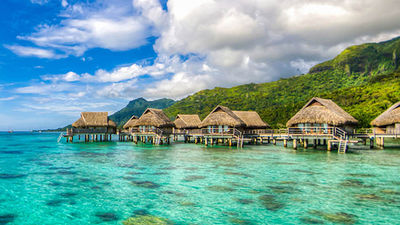 Tahiti may be famous for its overwater bungalows, but it's worth getting to know the local culture, too. // © 2017 Mayumi Ishikawa