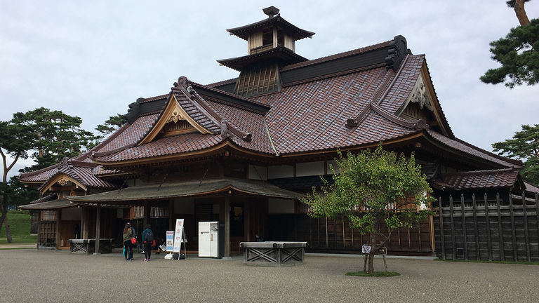 The Magistrate’s Office is located in Goryokaku’s scenic park.