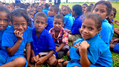 Volunteer to teach primary-school kids on a remote Fijian island with Island Spirit. // © 2017 Island Spirit