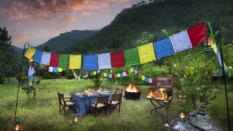 bhutantravelplacesandbeyond