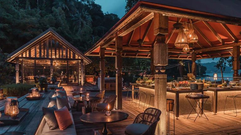 whitelotuseason3thailandrosewoodphuket