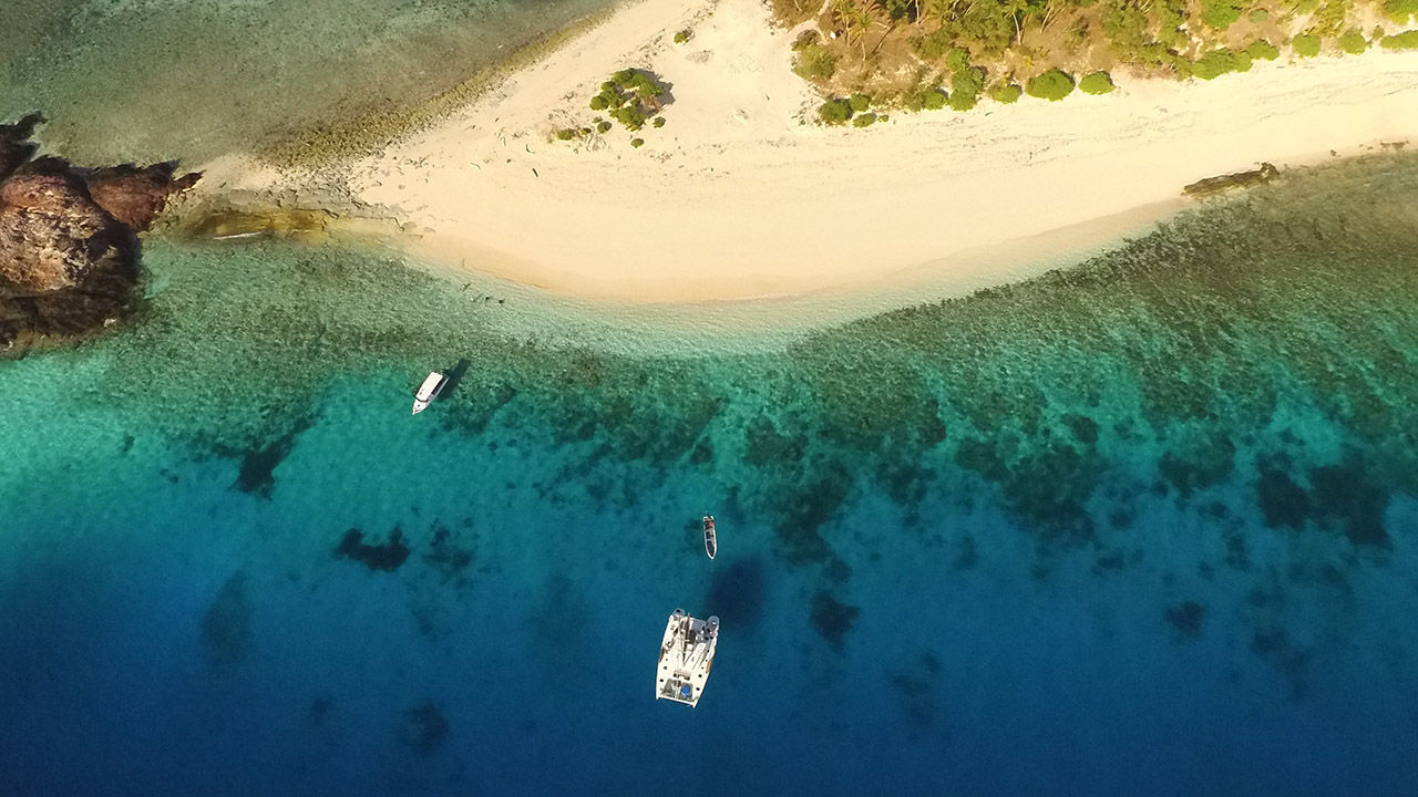Island-Hop on a Luxury Catamaran With Big Blue Fiji