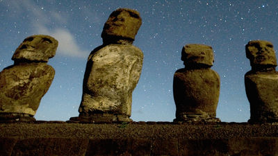 Easter Island is home to the famous “moai” statues, each one a tribute to a tribal chief that passed away. // © 2015 Explora