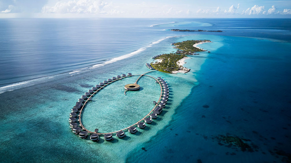 Hotel Review: The Ritz-Carlton Maldives, Fari Islands