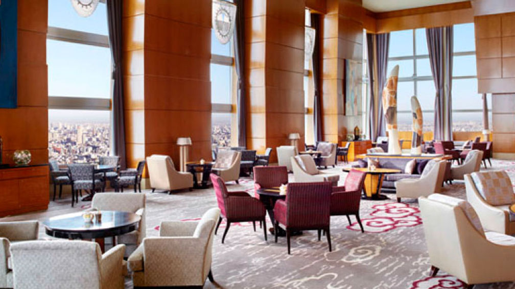 Catch live music in the afternoons and evenings at Lobby Lounge & Bar. // © 2016 The Ritz-Carlton, Tokyo 2