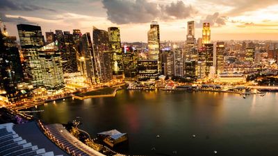 In Singapore, clients will find opportunities to connect with both culture and the outdoors. // © 2017 iStock