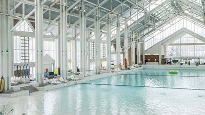 Club Med Tomamu boasts its very own indoor wave pool, which is the largest of its kind in Japan. // © 2017 Club Med