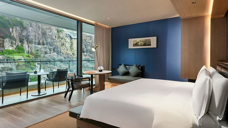 Guestrooms feature quarry views and exterior balconies.