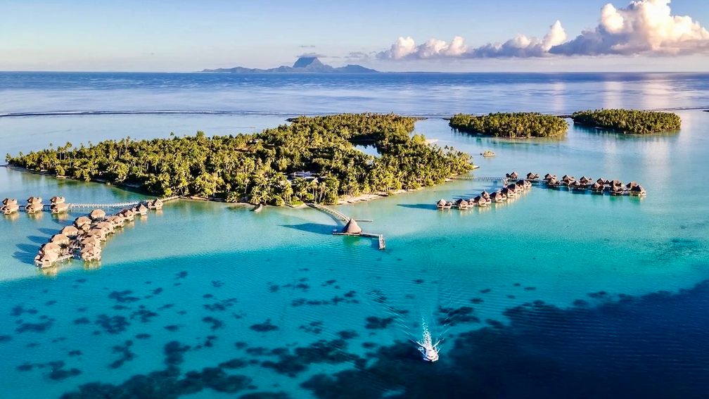 Review: Le Taha'a by Pearl Resorts