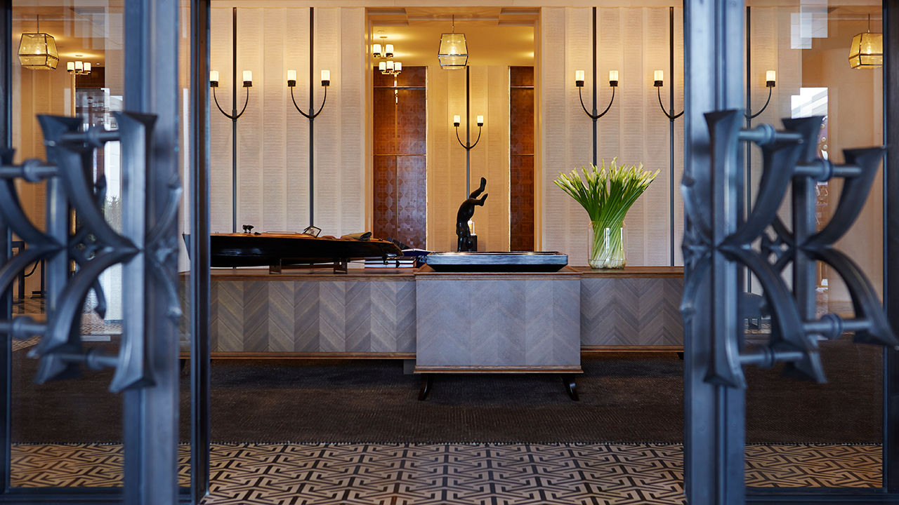 Hotel Review: Rosewood Hong Kong