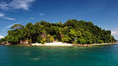 The new property will be the 30-acre island’s only resort. // © 2016 Six Senses Hotels Resorts Spas
