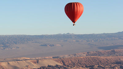 Take a hot-air balloon ride over Chile’s Atacama Desert. // © 2017 Mark Chesnut/LatinFlyer.com