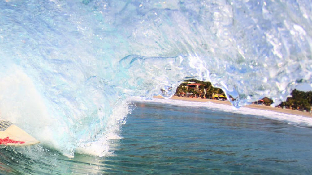 Surfers will find epic waves in the fishing village of Puerto Escondido. // © 2016 Zicazteca Surf School 3