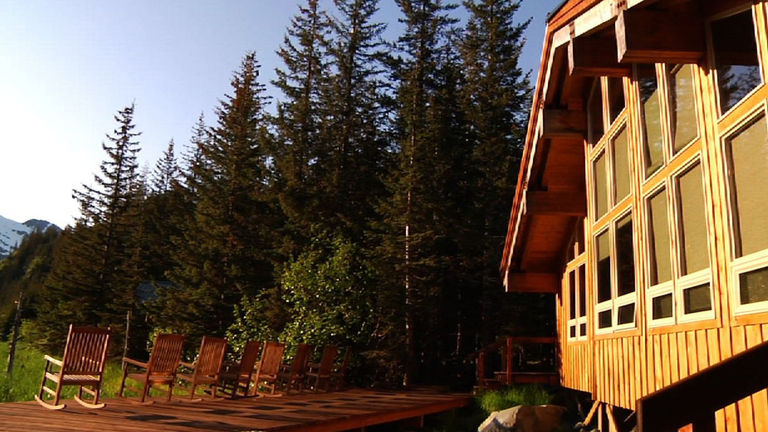 The property is the only lodge in all of Kenai Fjords National Park.