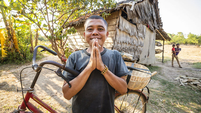 A&K visits homes in Siem Reap where water pumps have been installed.