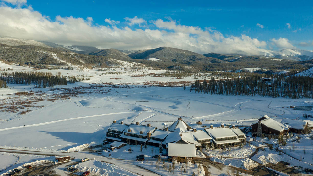 Colorado’s Devil’s Thumb Ranch Resort and Spa offers plenty of space and outdoor activities for visitors during the pandemic.