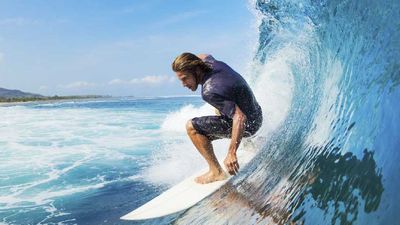 Costa Rica receives the biggest swells between May and October. // © 2013 Thinkstock 2