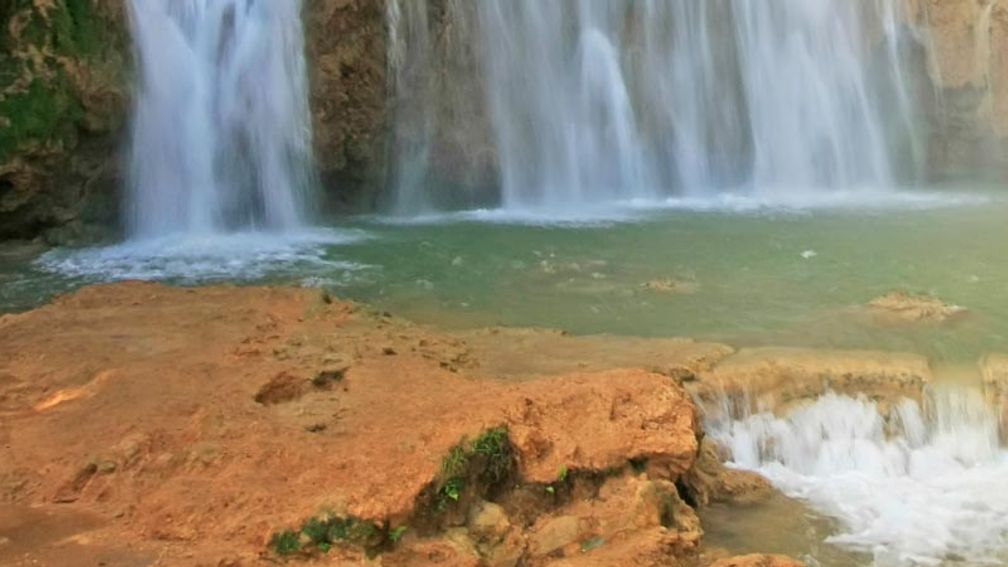 El Limon Falls in Samana, Dominican Republic // © 2016 iStock 2