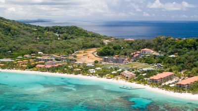 Roatan is the capital and largest city of Honduras’ Bay Islands. // © 2016 iStock 2