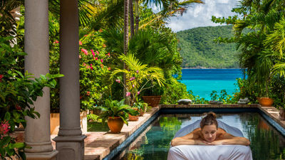 Many Caribbean resorts look to offer luxury without sacrificing nature. // © 2017 Getty Images