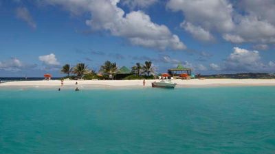 Sandy Island’s restaurant features both comforting classics and fine-dining options. // © 2016 Devin Galaudet