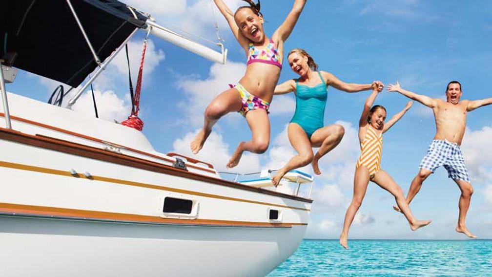 Aruba carries the nickname of ‘The Happy Island’ for good reason. // © 2013 Aruba Tourism Authority F