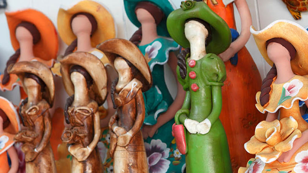 The Best Souvenirs to Buy While Traveling the Caribbean | TravelAge West