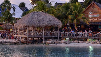 Hemingway is one of four on-site beach bar and grills. // © 2014 Lions Dive and Beach Resort