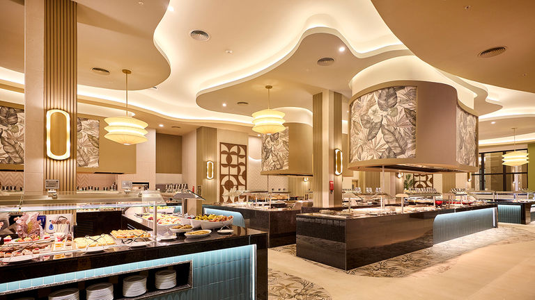 The main buffet incorporates live cooking stations.