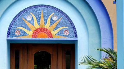 Alma Del Pacifico is a colorful boutique property located on an uncrowded beach in Costa Rica’s Central Pacific coast. // © 2014 Alma Del Pacifico Beach Hotel & Spa F