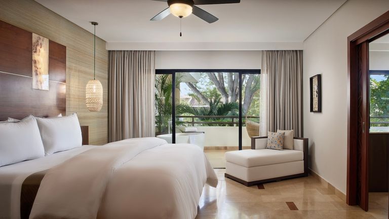 Guests receive visits from birds and monkeys in the branches outside their windows.