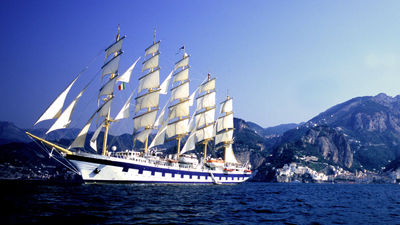Royal Clipper is the largest five-masted, full-rigged sailing ship in the world. // © 2016 Star Clippers 2