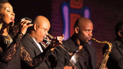 B.B. King’s Blues Club performs soul, R&B and blues hits. // © 2016 Holland America Line 2