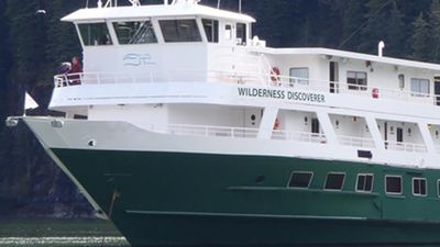 Discoverer cruising the Tracy Arm, a fjord in Alaska near Juneau. // (C) 2013 Un-Cruise/PKnego 3