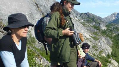 A ranger guides Un-Cruise passengers in Glacier Bay National Park and Reserve. // © 2014 Un-Cruise Adventures