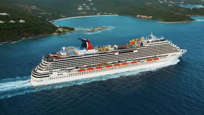 Carnival Breeze in Tortola, British Virgin Islands // © 2015 Carnival Cruise Lines
