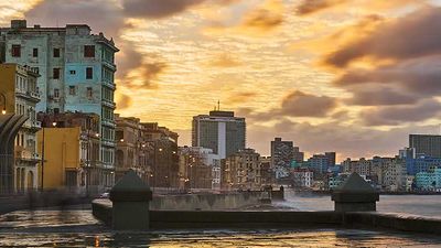 Cruise passengers will still be able to visit Cuban cities such as Havana. // © 2017 Creative Commons pedrosz