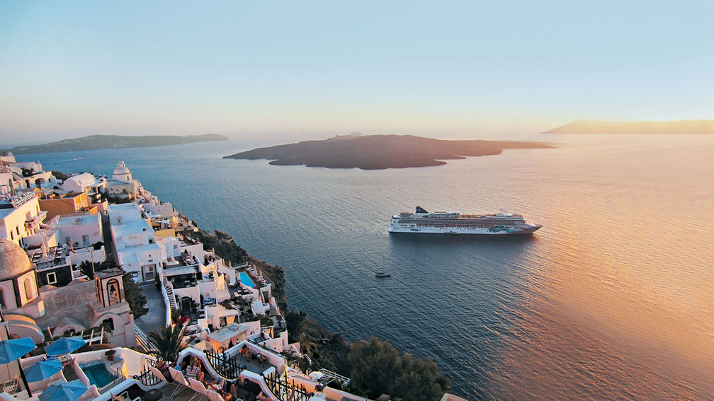 Norwegian Cruise Line’s 2021 Sail Dates and Incentives for Travel Agents | TravelAge West Norwegian Cruise Line’s 2021 Sail Dates and Incentives for Travel Agents | TravelAge West