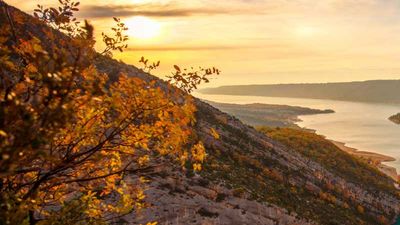 The Gorges du Verdon is considered Europe’s Grand Canyon. // © 2013 Shutterstock 2