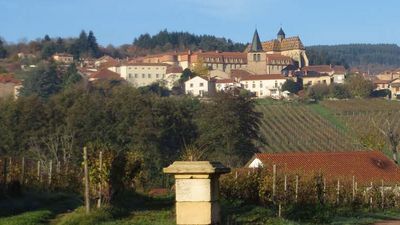 The village of Ambierle is surrounded by rolling vineyards and numerous wineries.  // © 2015 Georgeanne Brennan