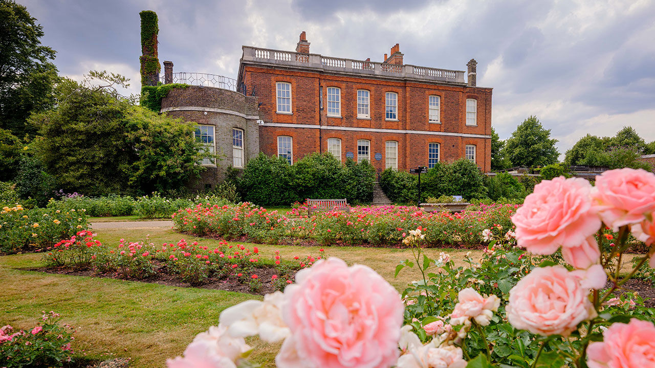 Travel to These Top 'Bridgerton' Filming Locations